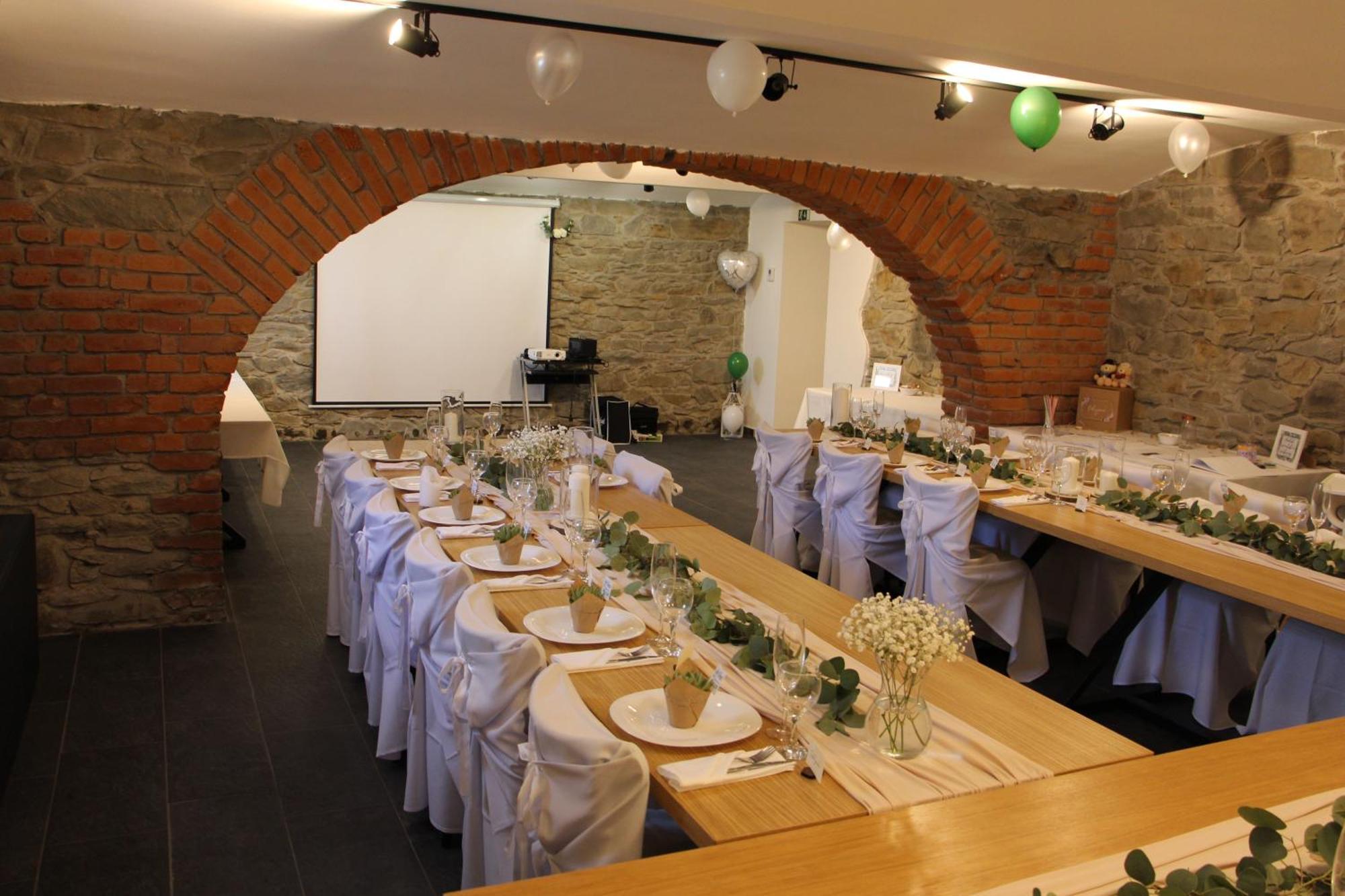 Dobre Misto Hotel Krnov Exterior photo